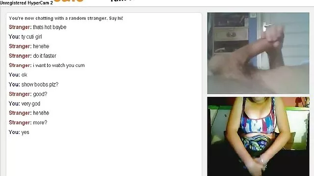 Uma mulher negra grávida masturba-se antes videos pornos com gordinha de fazer sexo com o pai branco.