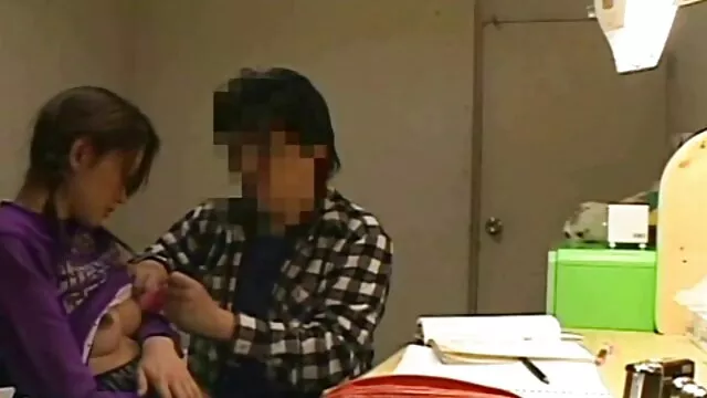 Oleada por uma latina grande e vídeo pornô grátis coroas fodida com a sua rata no hotel