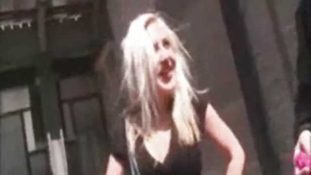 O modelo pornográfico ver vídeo pornô só as novinhas antes das filmagens torna-se um verdadeiro teste de punção.