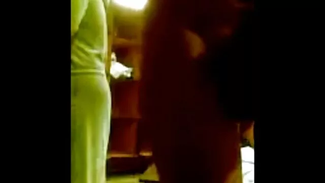 Reality Kings-as jovens lésbicas sensuais terminaram quero ver mulheres pornô no chuveiro
