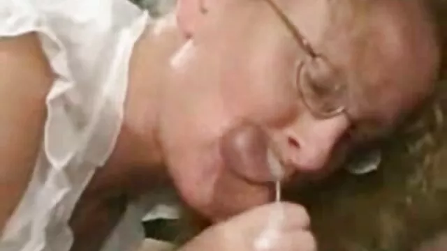 Dupla penetração videos porno ruivas gostosas privada clássica no sexo em grupo
