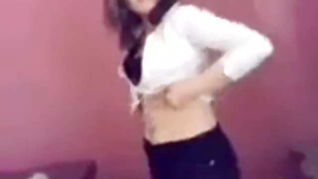 A miúda xvídeos pornô fazendo sexo russa adora masturbar a Rata com vibrador e ligar o vídeo.