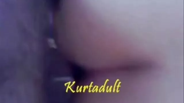 A mãe bêbeda russa chupa o filho magricela vídeo pornô das peitudas